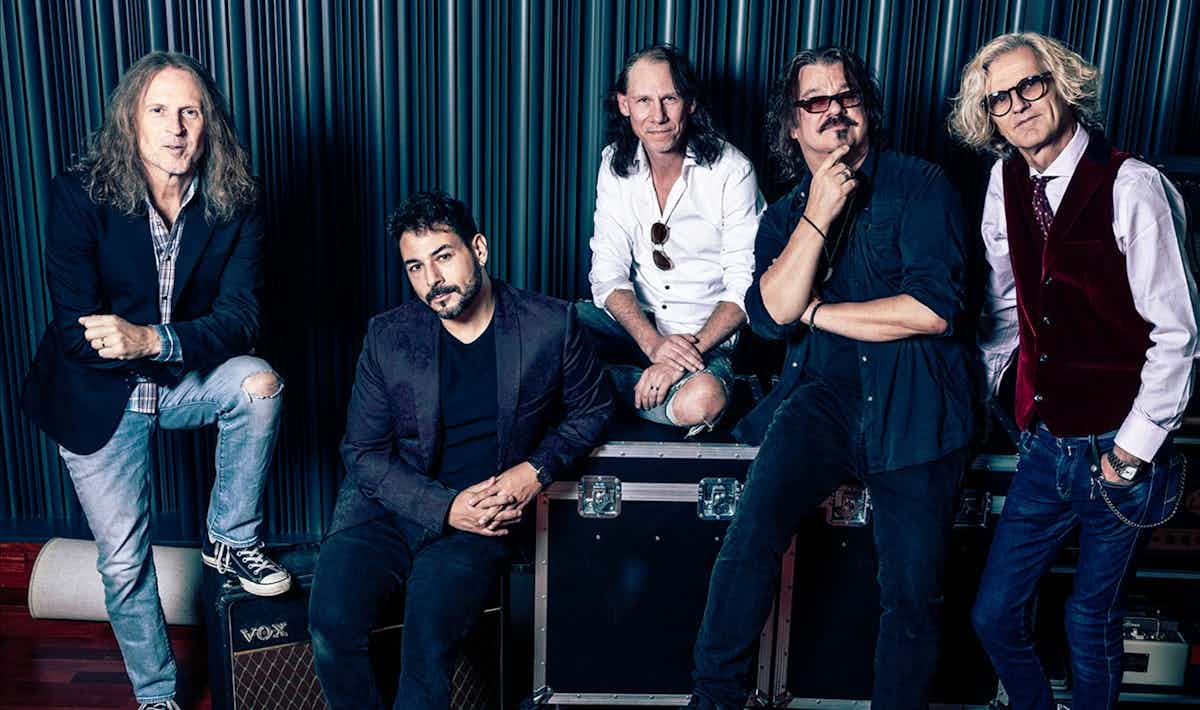 TheFlowerKings.jpg The Flower Kings et Neal Morse