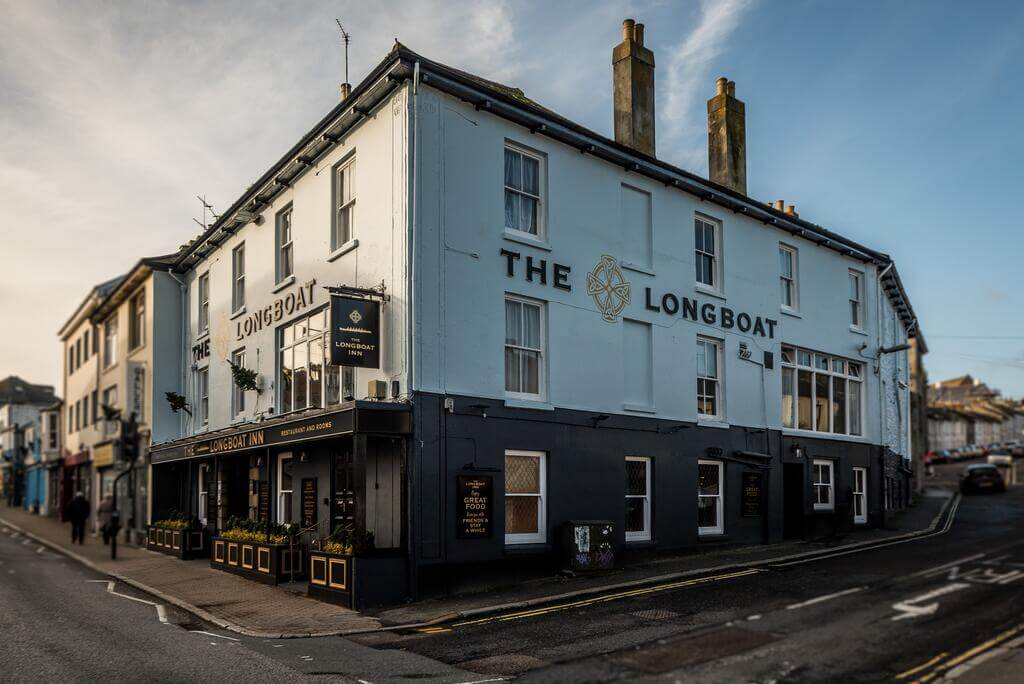 The Longboat Inn