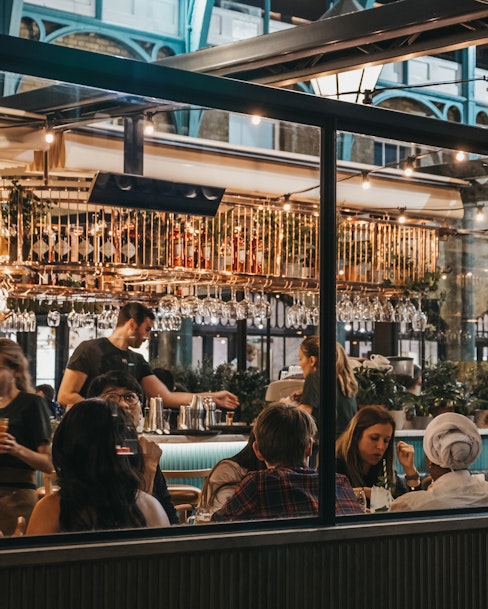 Boost Your Restaurant’s Table Turnover Rate and Revenue with Music from Soundtrack Your Brand