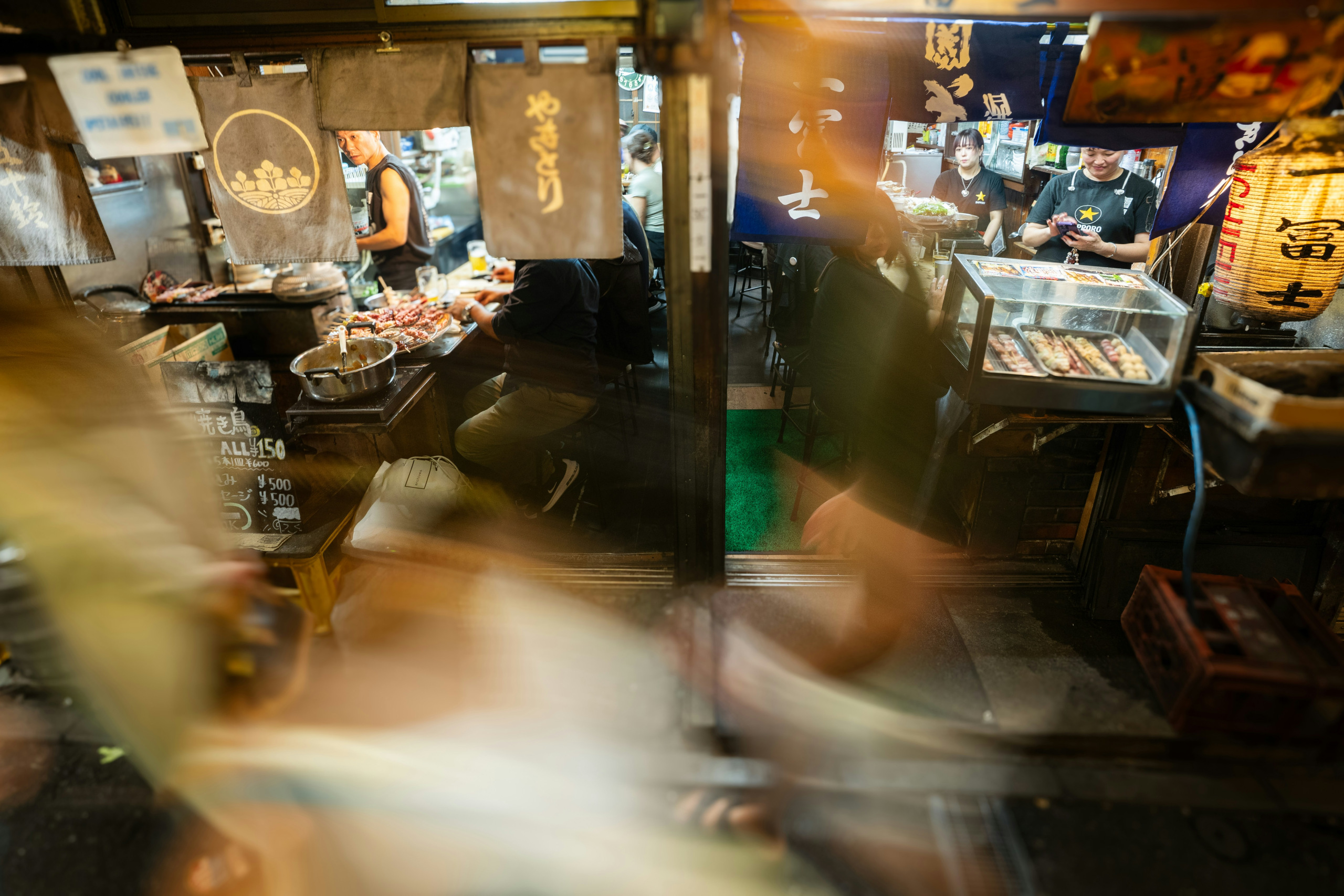 Japanese restaurant music: playlists to match your dining style