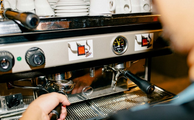 Jazz for coffee shops: playlists brewed just right