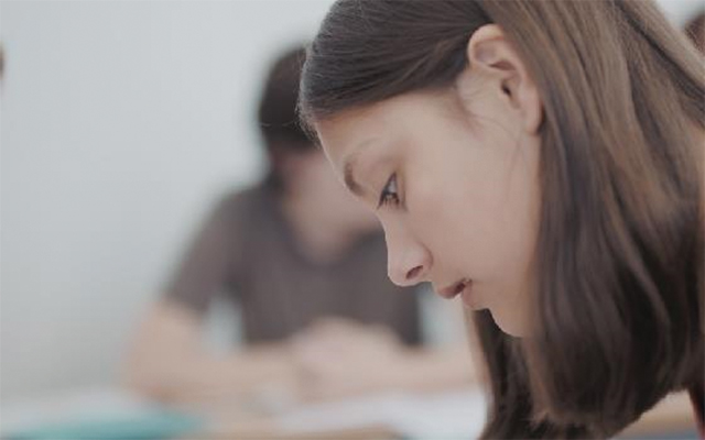 Student concentrating