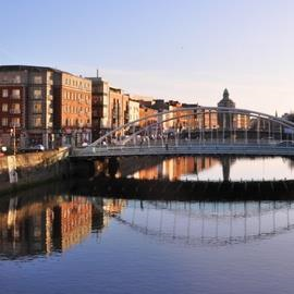 Historical walking tour of Dublin