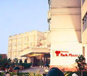 Howard Park Plaza