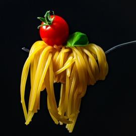 Mami Camilla Cooking School