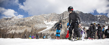 Why Book Your School Ski Trip Early