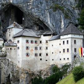 Predjama Castle