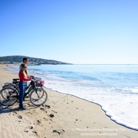 Couple on beach in Sete