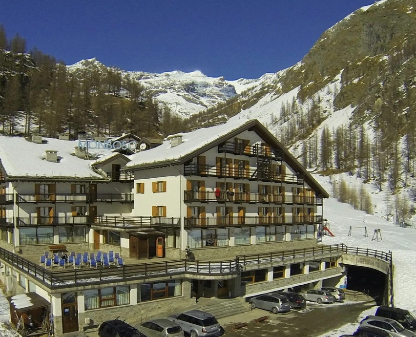 hotel