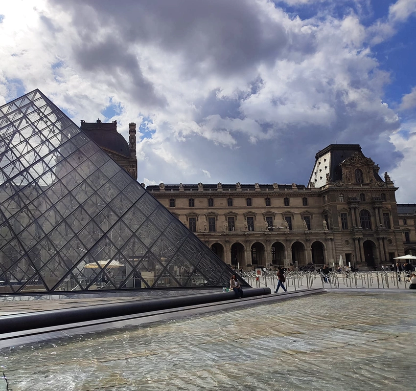 Louvre Museum