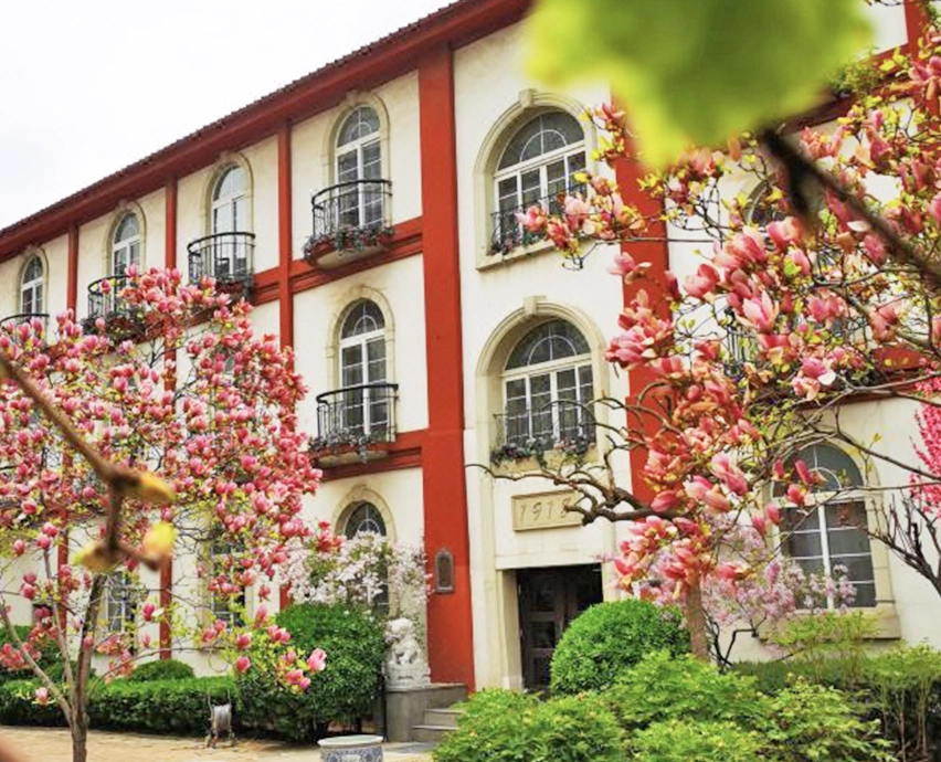 Dongfang Hotel