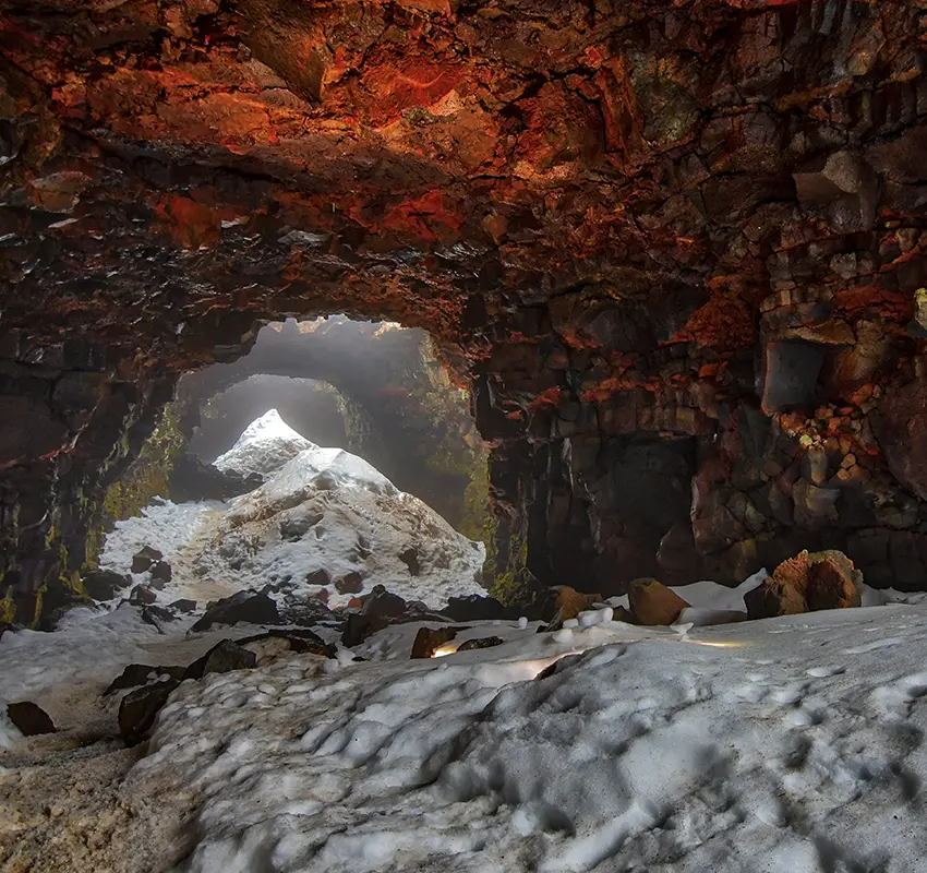 Lava Tunnel Raufarholshellir