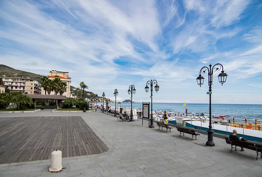 Piazza Partigiani, Alassio