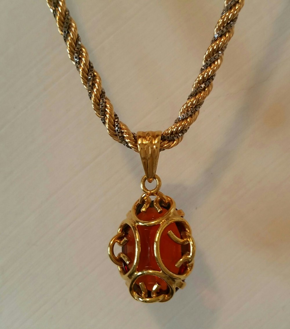 Close-up of a topaz necklace handmade by Biscioni Gioielli