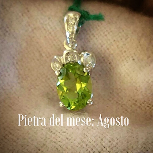 composition of white gold and diamonds made by Laboratorio Biscioni