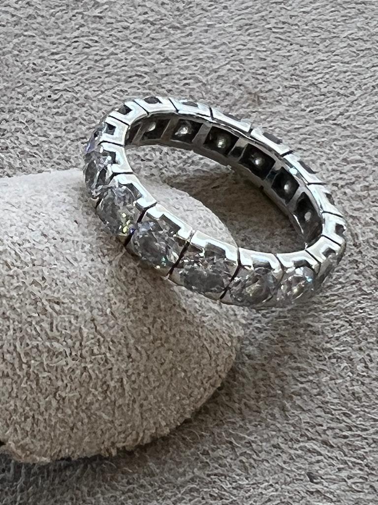 Come Pulire Un Anello Di Brillanti Come pulire i gioielli- Biscioni Gioielli