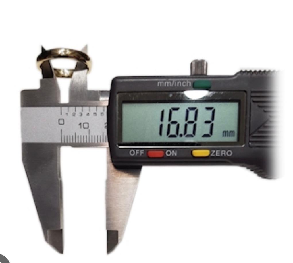 Image of the Biscioni Gioielli caliper, which takes the measurement of a ring on a white background