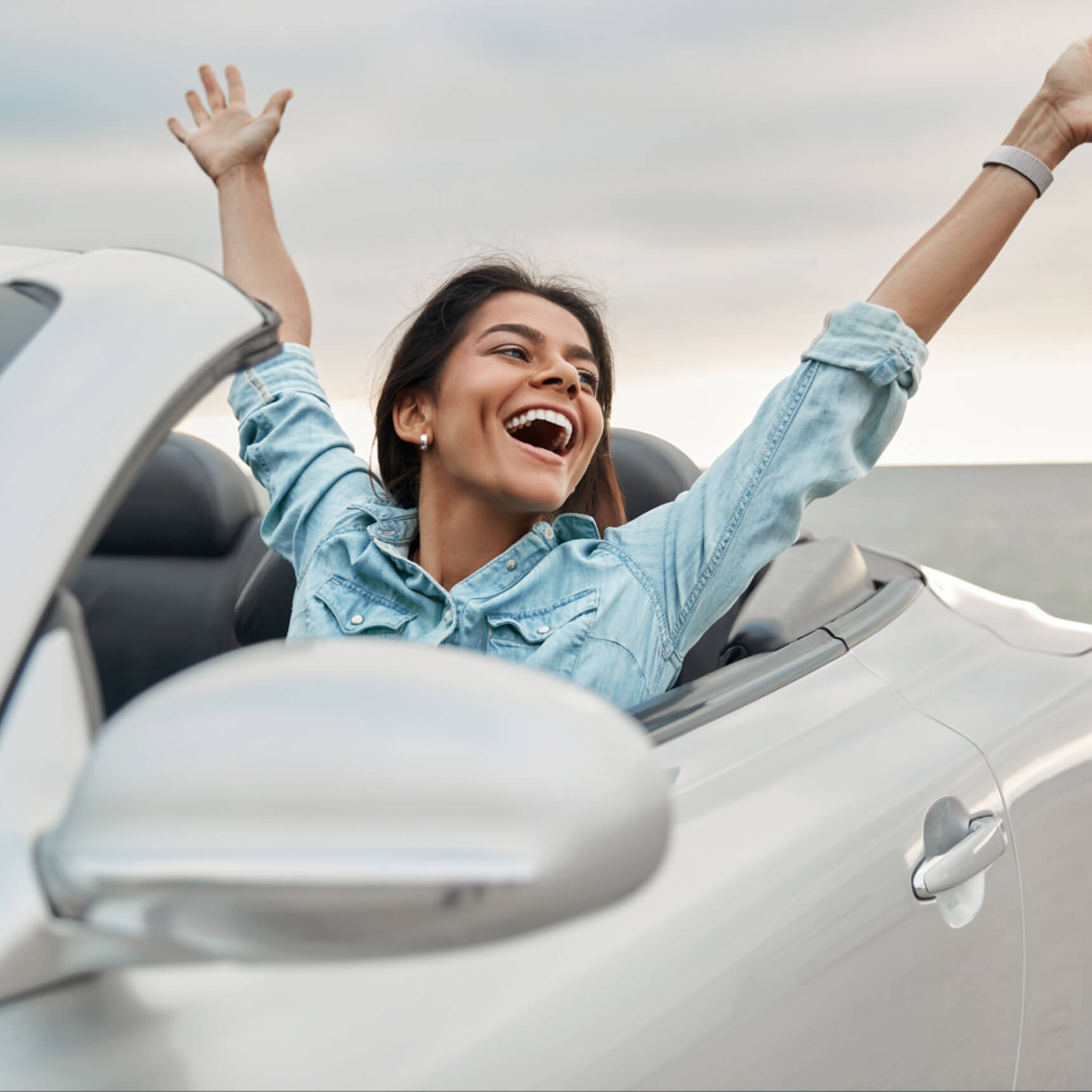 Daytrip customer happy in a car