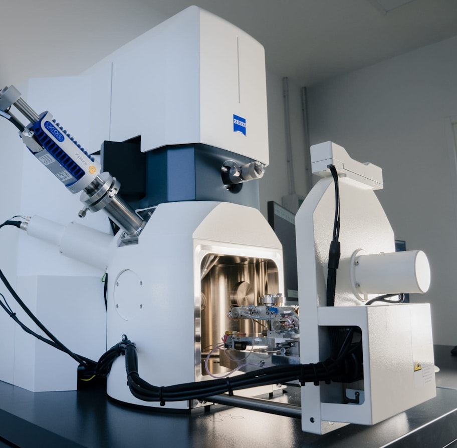 Alticolor Microscopio SEM, Portfolio