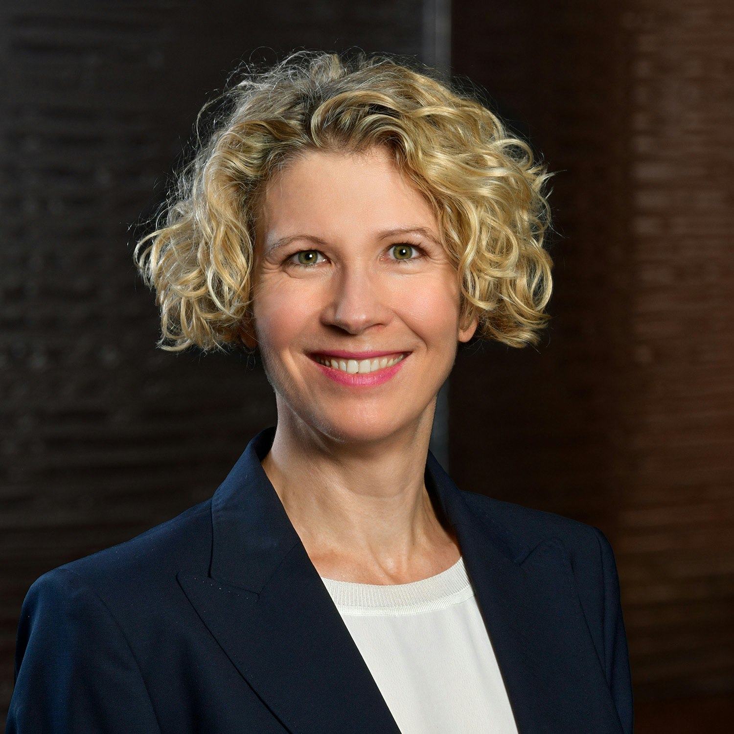 Dr. Christina Schnapauff