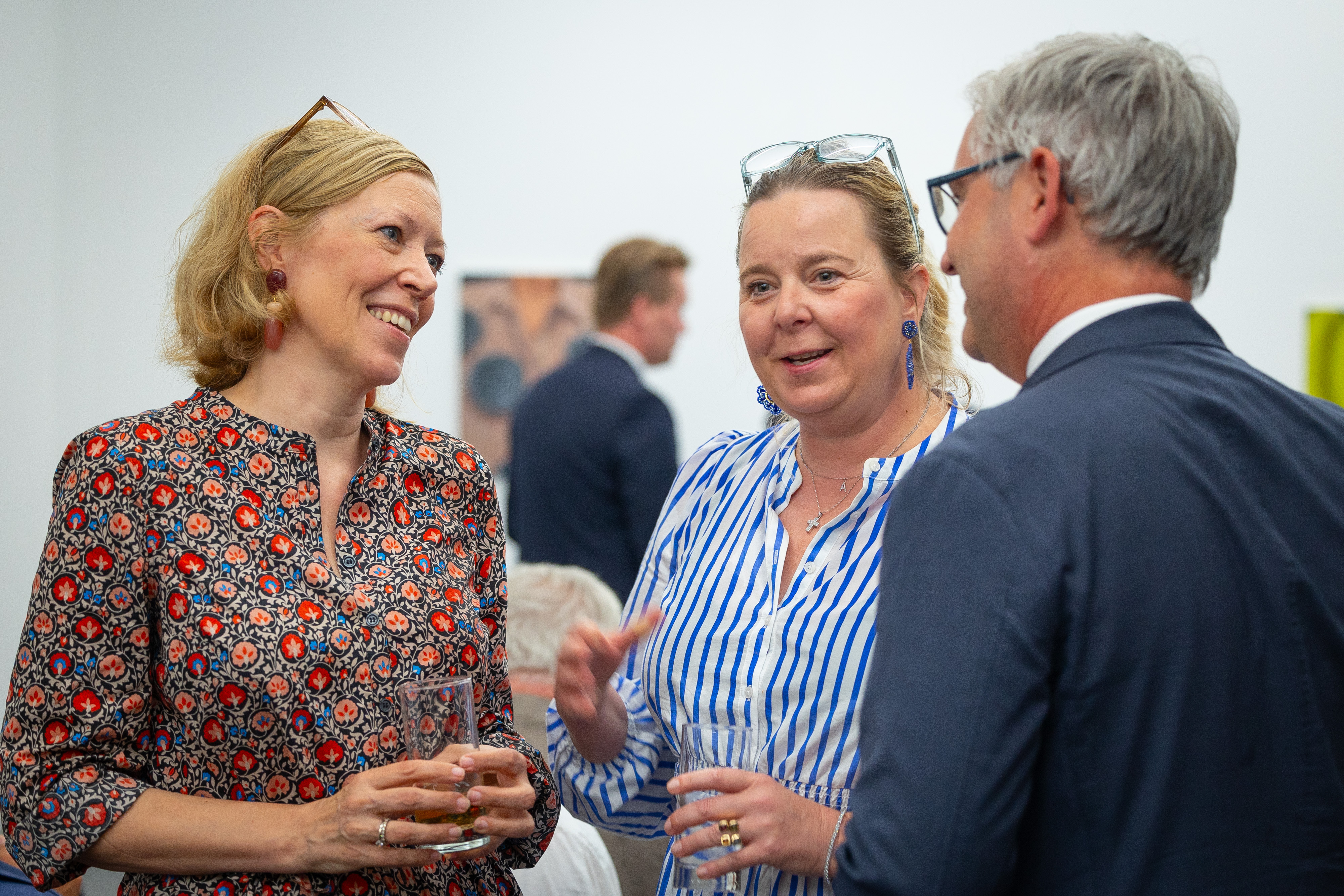 Salon Z June Guests