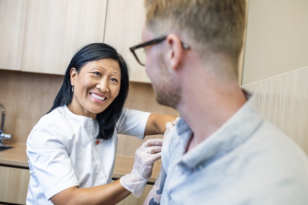 Min Doktor börjar med drop-in-vaccination mot covid-19