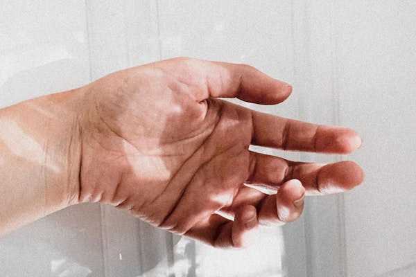 Slipp jobba hemma-värken med arbetsterapeutens tips