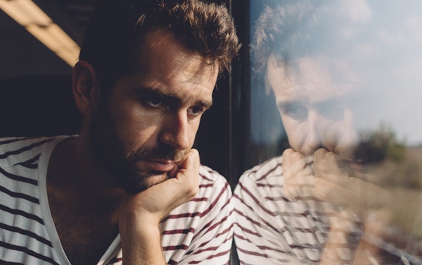 Känn igen tecken på manlig depression