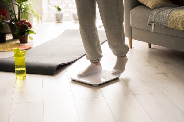 Vikten har stannat – vad händer i kroppen vid en viktplatå?