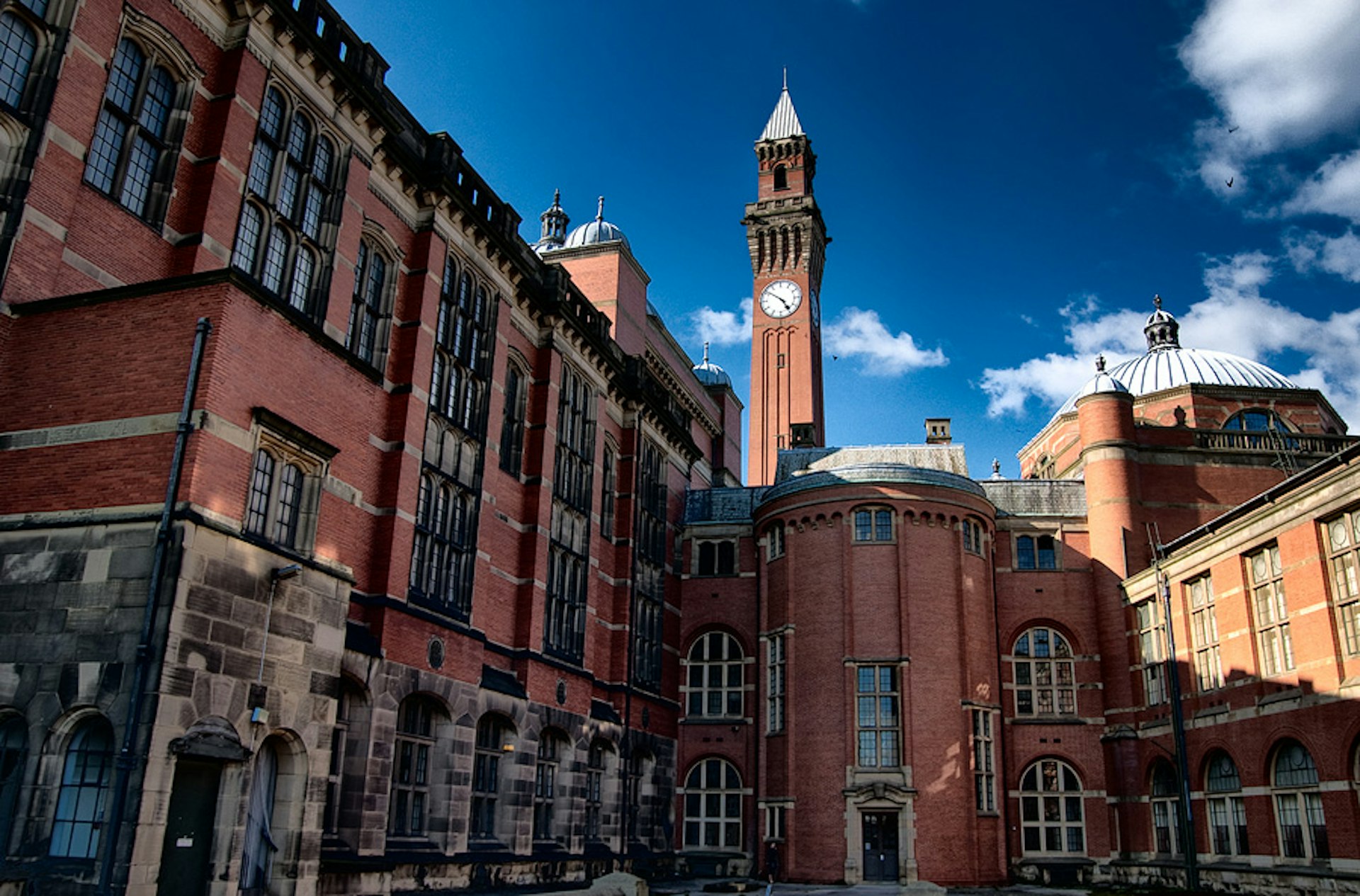 Universita v Birminghamu