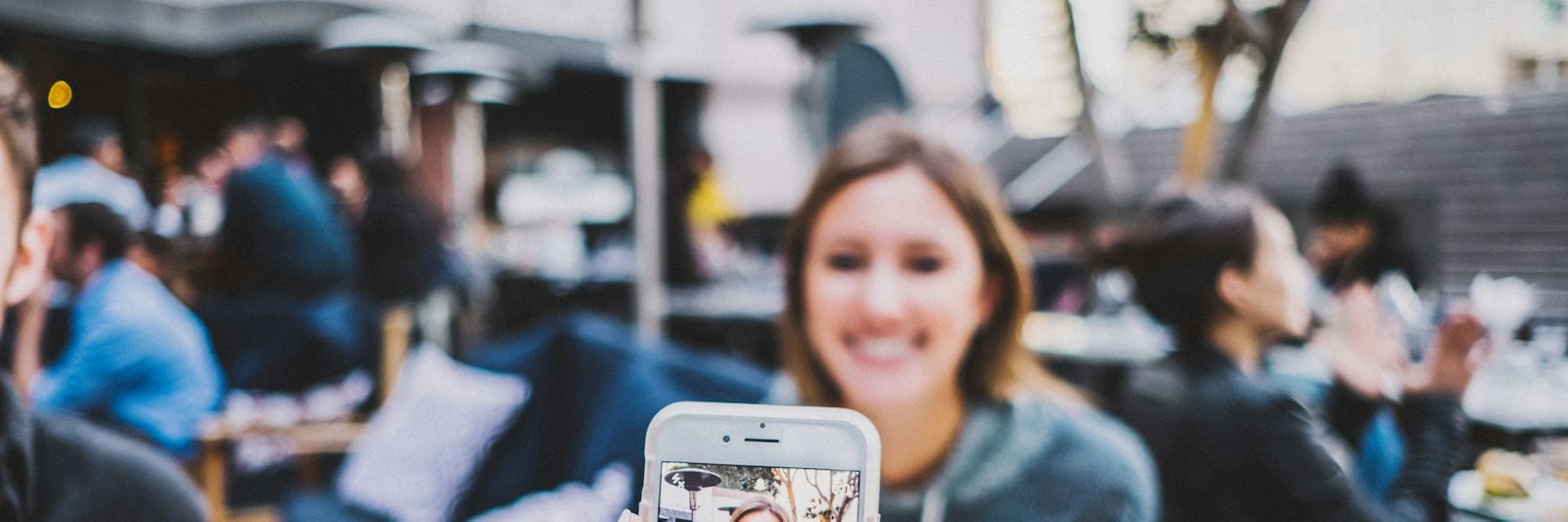 social recruiting vs. headhunter