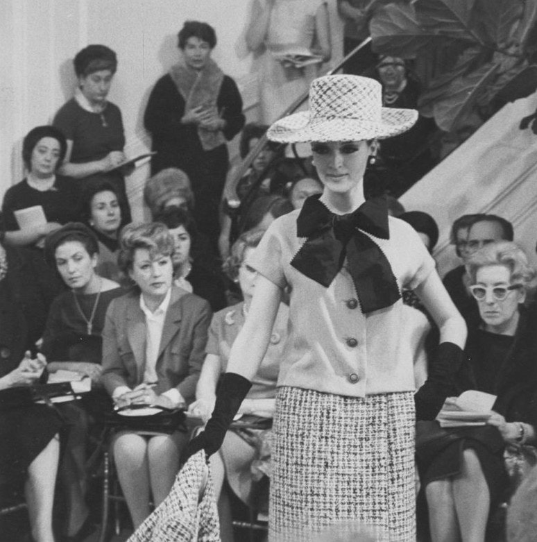 On January 29, 1962, the crowd gathered at 30 bis rue Spontini for the presentation of Yves Saint Laurent's first collection.