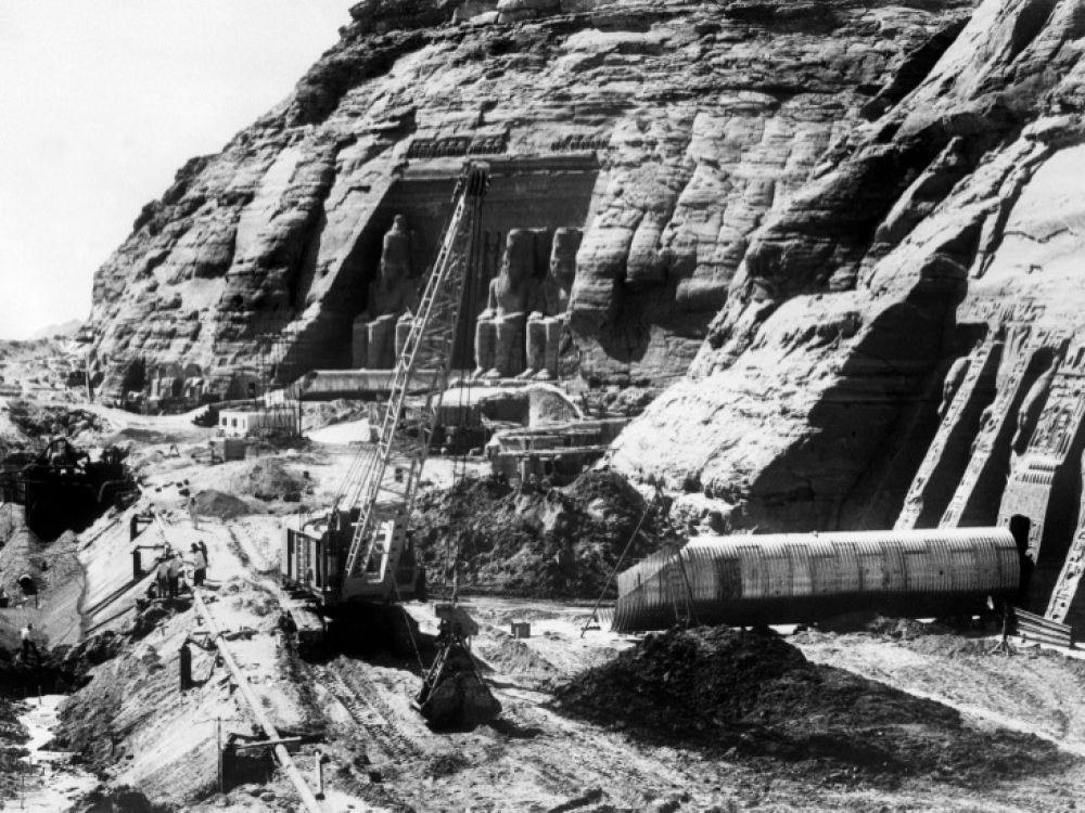Le 22 septembre 1968 marque l'achèvement du déplacement des temples d'Abou Simbel.