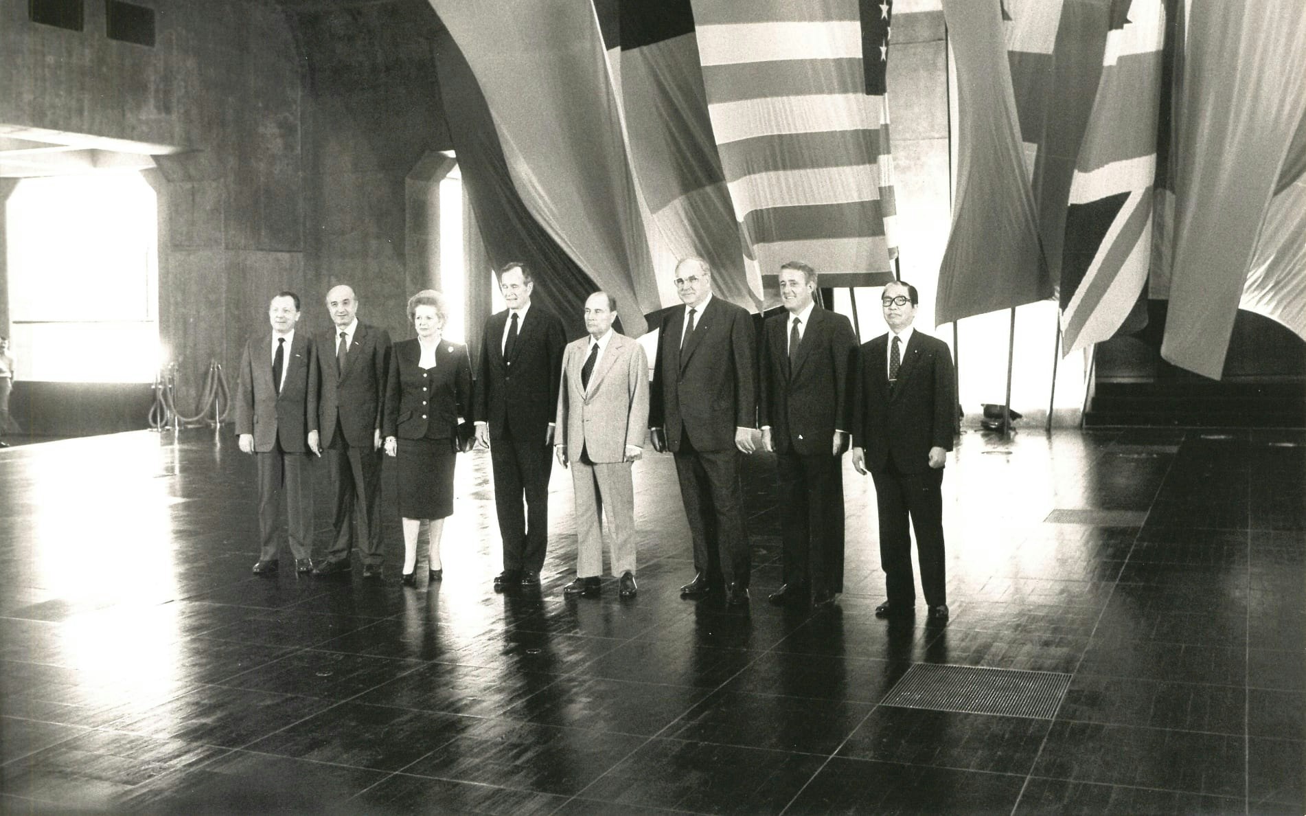 François Mitterrand inaugurates the &quot;Grande Arche de la Défense&quot; to the west of Paris on July 18, 1989.