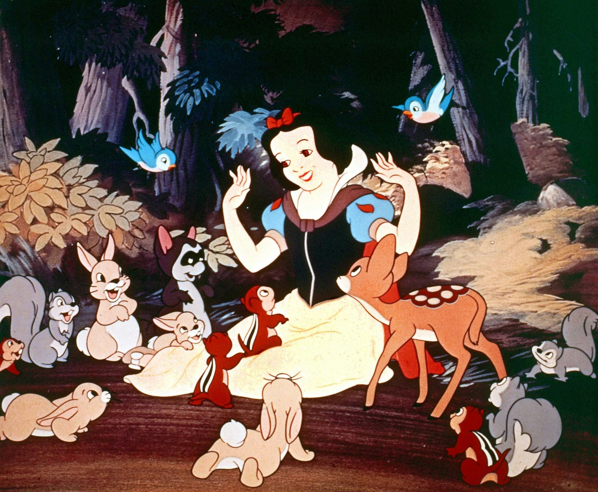 Sortie du premier long-métrage d'animation des studios Disney, le 21 décembre 1937, Blanche-Neige et les Sept Nains.
