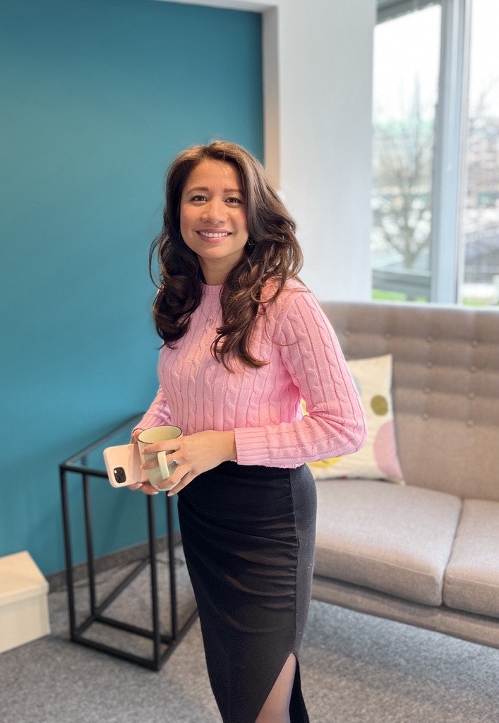 Influencerin Linh Grethe Influencerin Linh Grethe führt ein Webinar mit Factorial durch