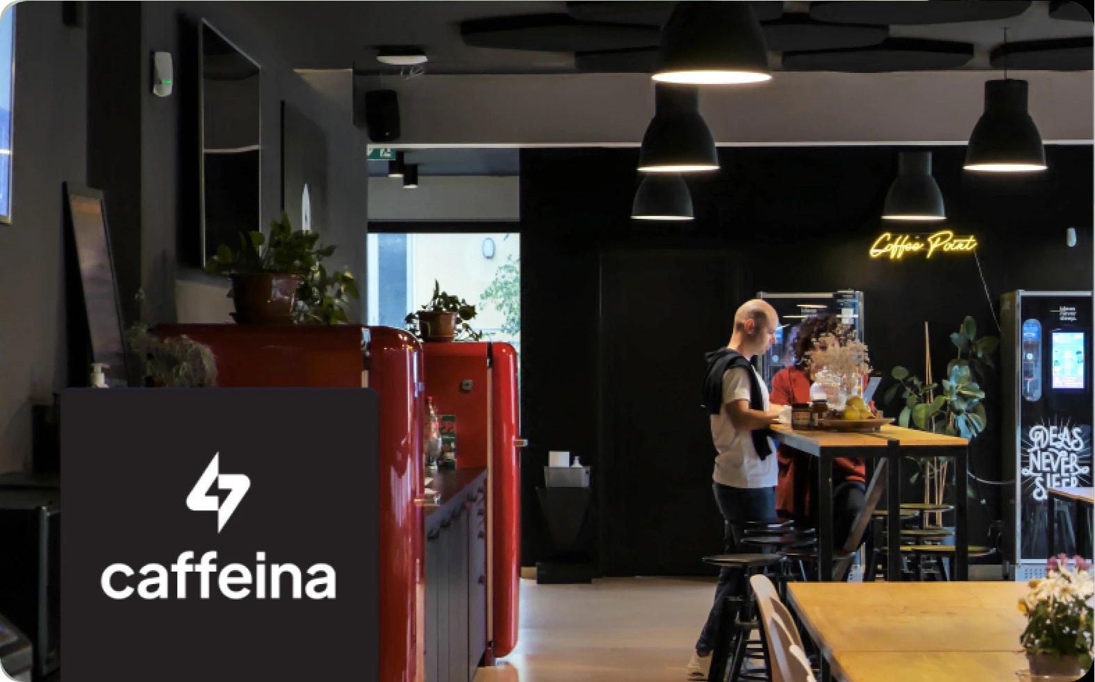 Caffeina caffeina. hero