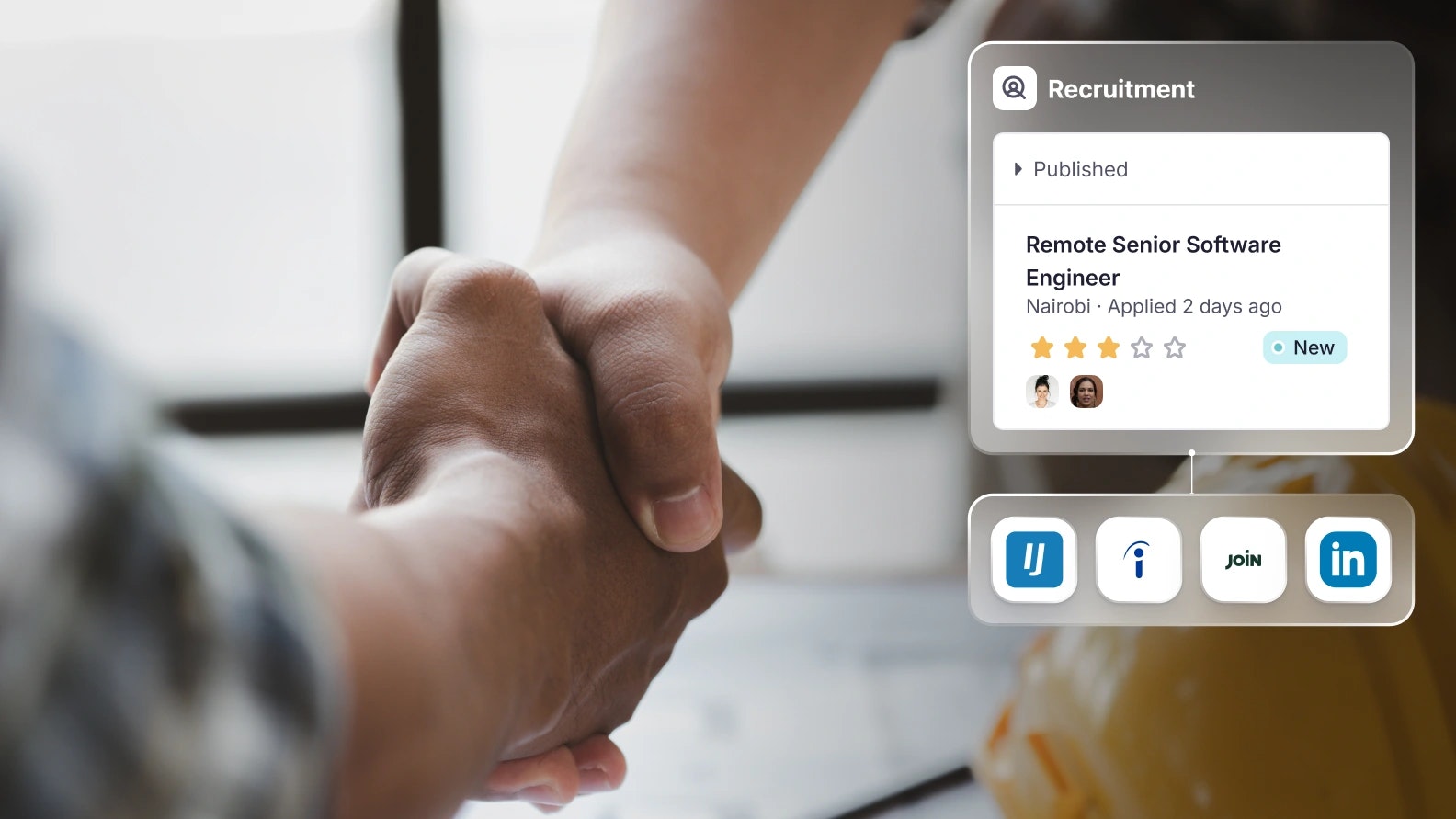 ATS KE Two people shaking hands, with an overlay of Factorial's recruitment function