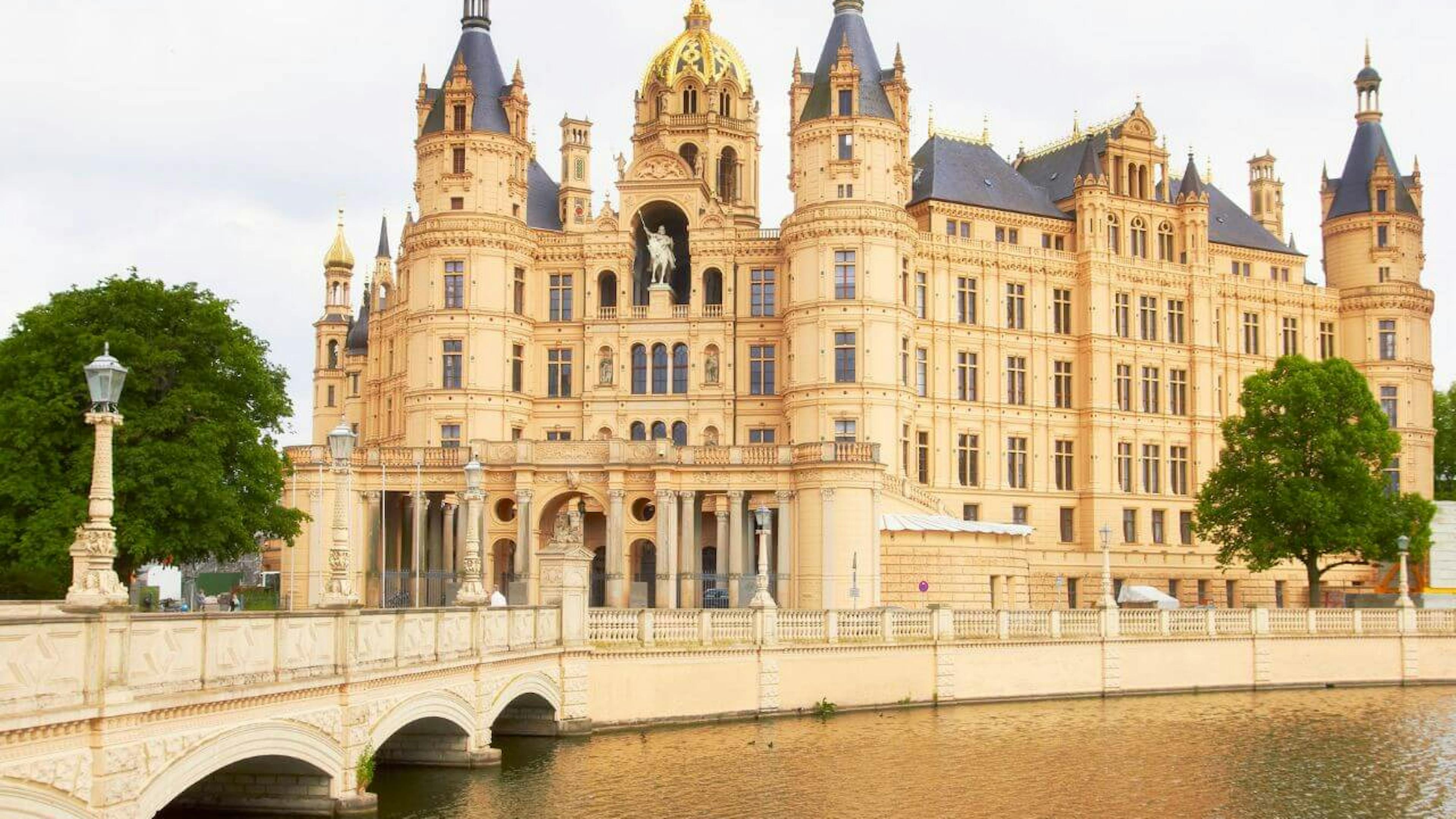 Schwerin entdecken: Mehr als Schloss und Seen