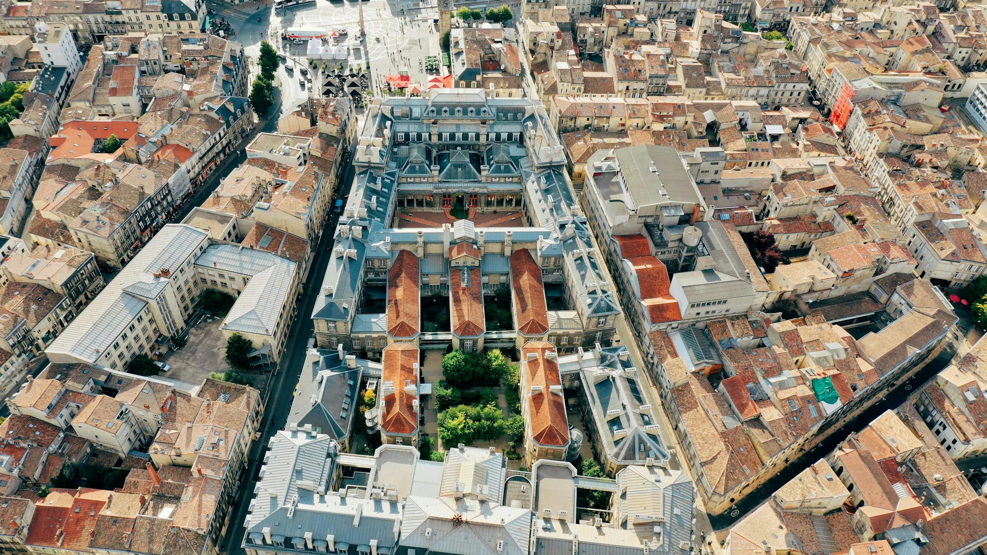 Bordeaux Sehenswürdigkeiten: Einzigartige Entdeckungen