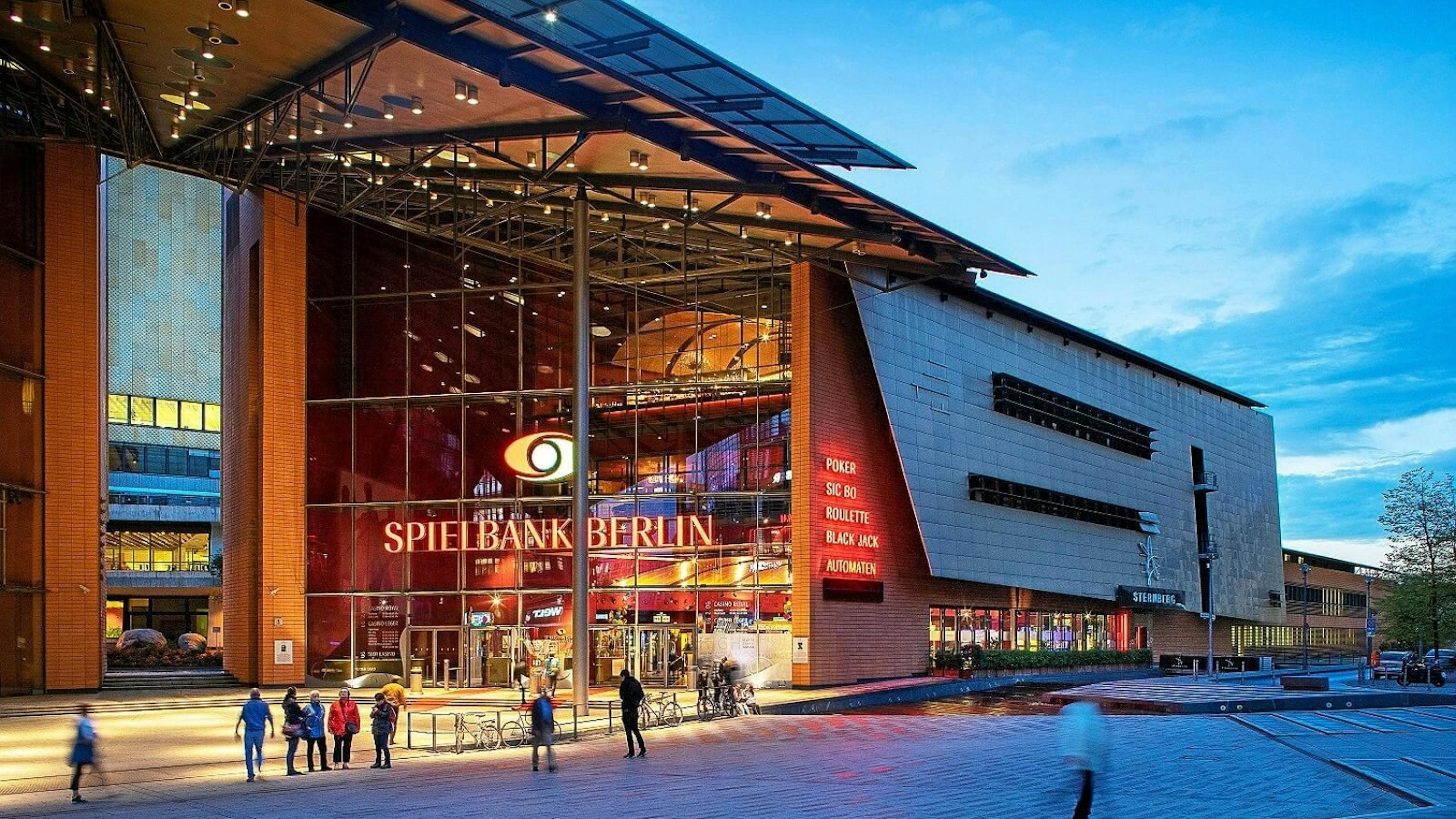 Marlene-Dietrich-Platz