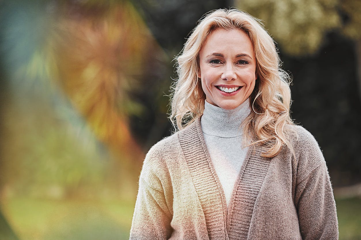 Lady looking straight into the camera and smiling