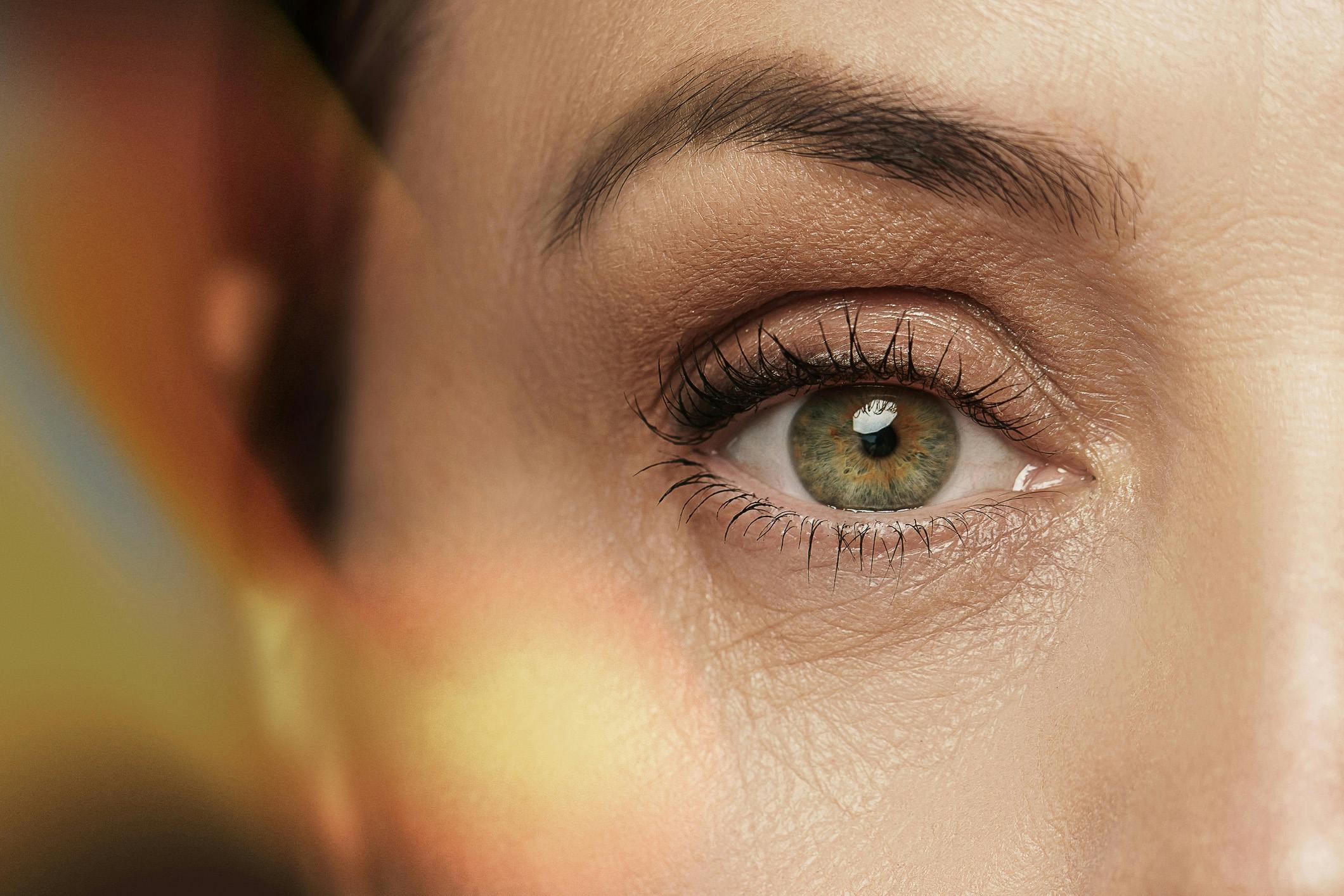 close up of ladies right hazle eye
