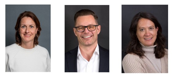 Van links naar rechts ziet u  Laura Hassink (Elsevier, portefeuillehouder Wetenschap), Peter Immink (Wolters Kluwer, portefeuillehouder Vak/Professioneel) en  Maaike van Opstal (Noordhoff, portefeuillehouder Economische en Juridische Zaken)