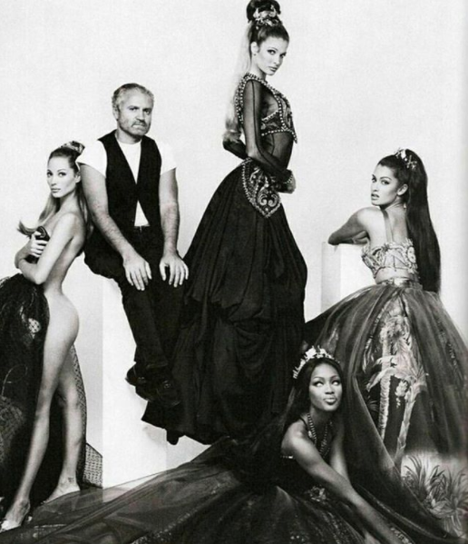 How did Gianni Versace become a legend?