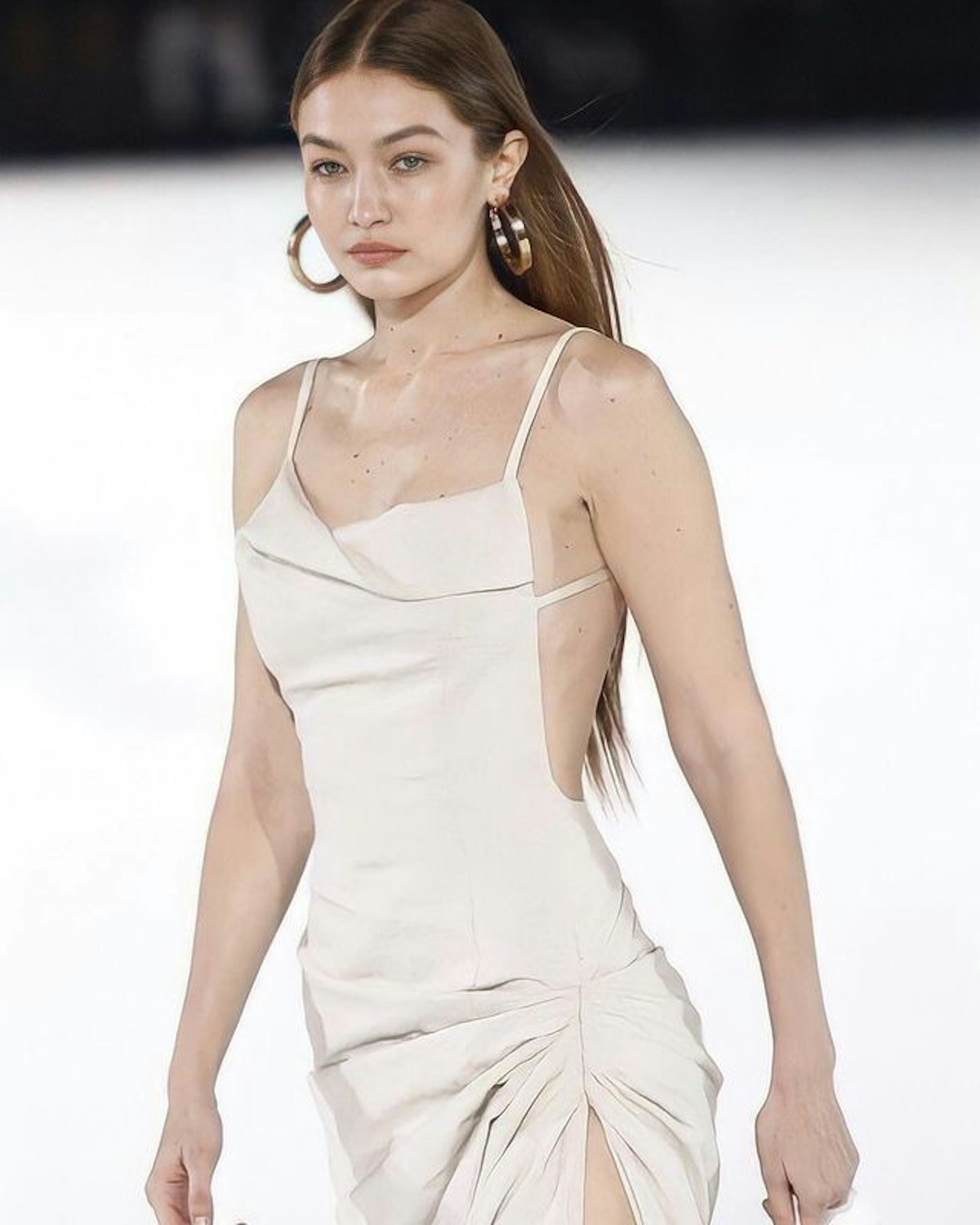Gigi Hadid: model appeals to media and paparazzi
