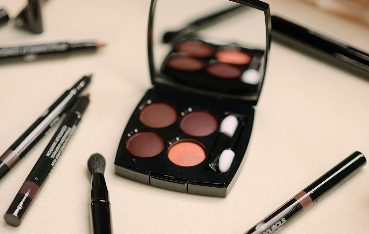 CHANEL Makeup of the Spring Summer 2022 RTW collection CHANEL Makeup of the Spring Summer 2022 RTW collection