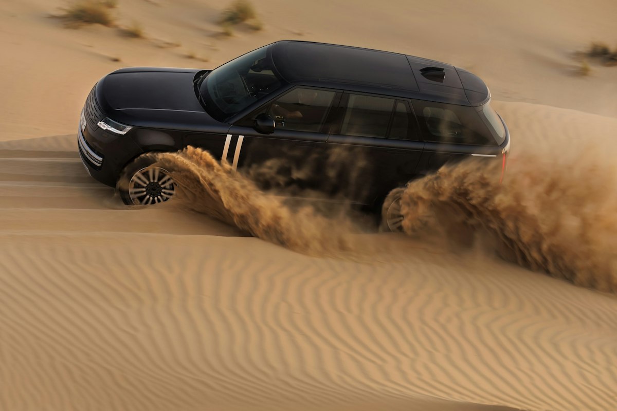 Range Rover Electric Prototypes In Rigorous Hot-Weather Testing