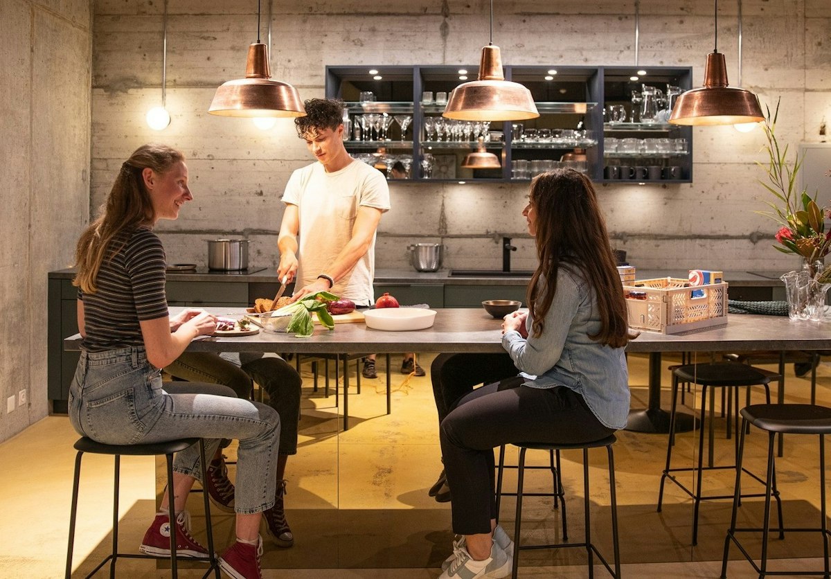 Ciliiving Synergy Coliving, or “shared living,” is it a new choice or a return to the roots?