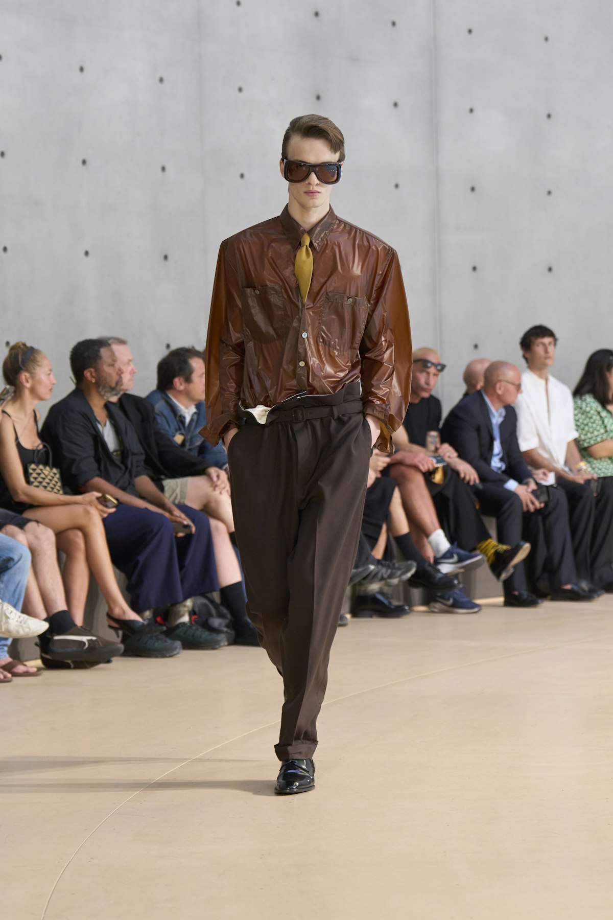 Saint Laurent Spring Summer 2026 Anthony Vaccarello And The Essence Of saint-laurent-spring-summer-2026-anthony-vaccarello-and-the-essence-of